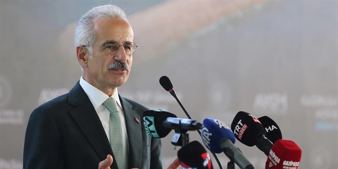  Uraloğlu: Akaryakıt fiyatlarına müdahale söz konusu değil