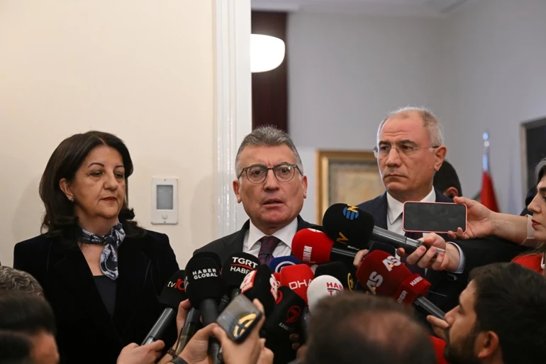 DEM Parti heyeti, AK Parti Grup Başkanlığını ziyaret etti