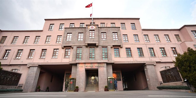 Bayrak saldırısının failleri tespit edildi