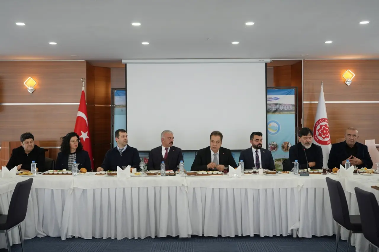 SCÜ’den Yerel Yönetimlerle Güçlü İstişare