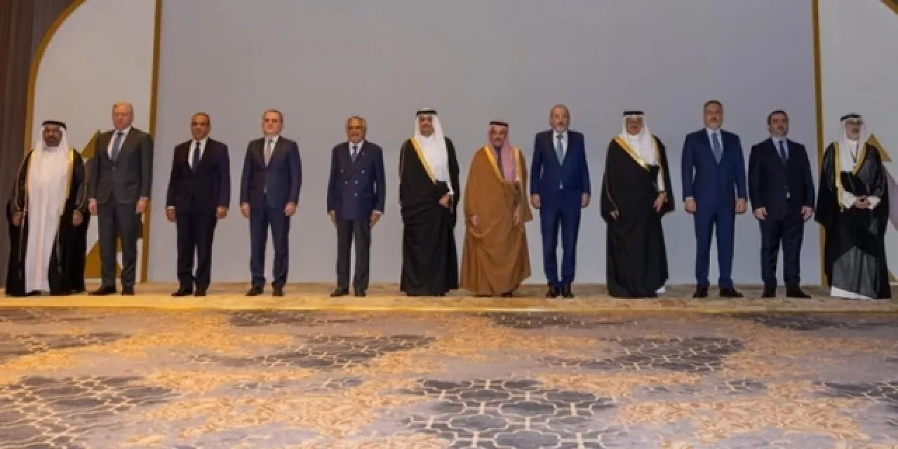 Türkiye Azerbaycan ve İslam ülkeleri İran’ı kınadı