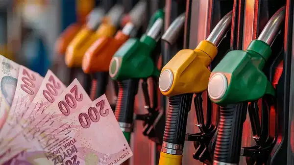 Akaryakıta çifte zam