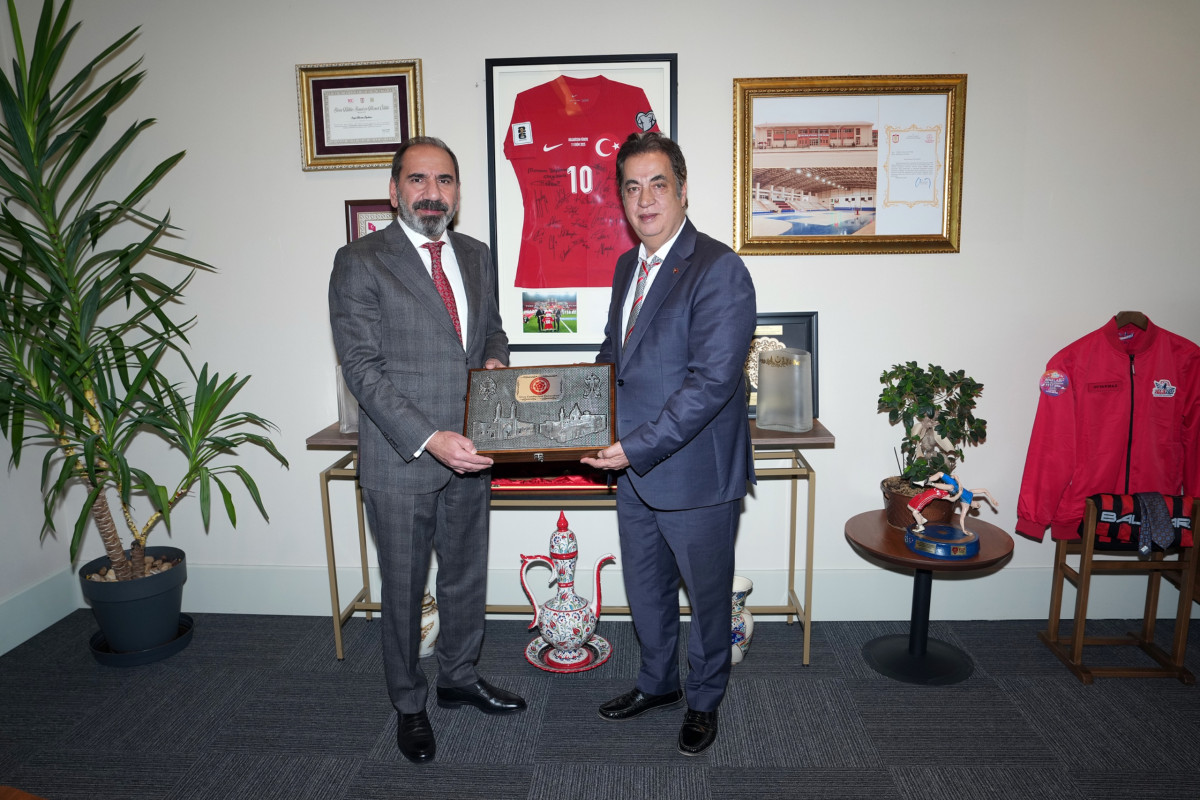 Rektör  Prof. Dr. Ahmet Şengönül'den, TFF Başkan Vekili Mecnun Otyakmaz'a ziyaret