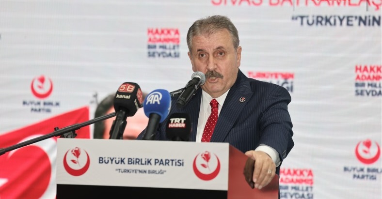 Destici, Sivas'ta konuştu...