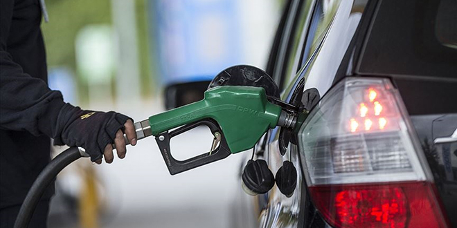 Benzine ve motorine büyük indirim geliyor