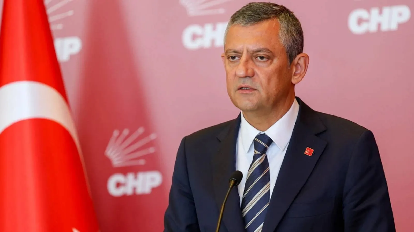 Sözcü yazarı Öztürk: Özel'in yeni parti kurma çalışmaları sessiz sedasız ilerliyor