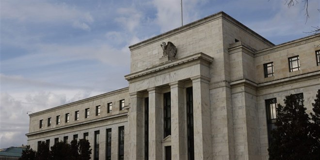 FED faiz kararı açıklandı: Altında sert düşüş