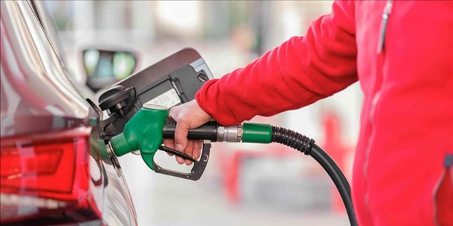Benzine zam geliyor