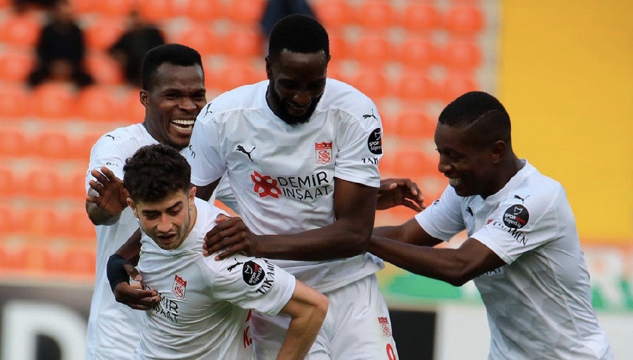 Sivasspor Alanyaspor'u tek golle mağlup etti
